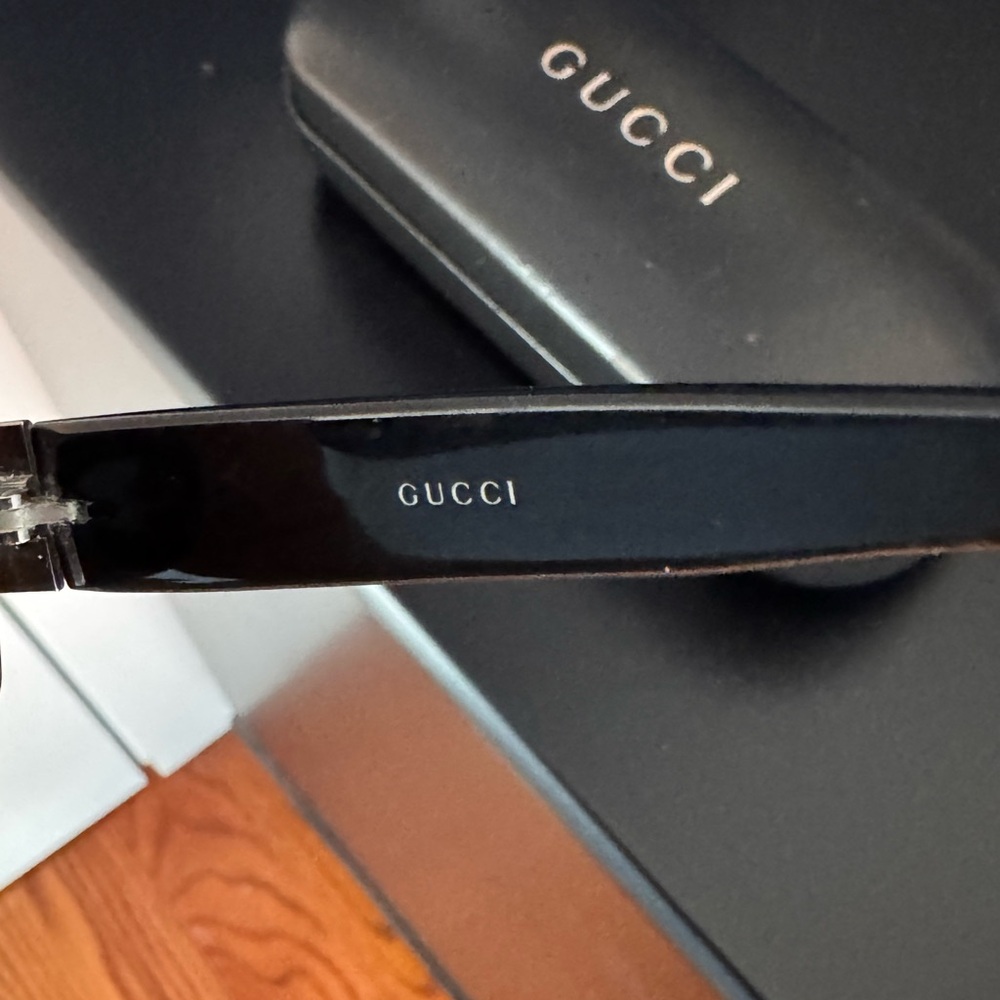 Gucci Black Rimless Rectangular Sunglasses - image 5